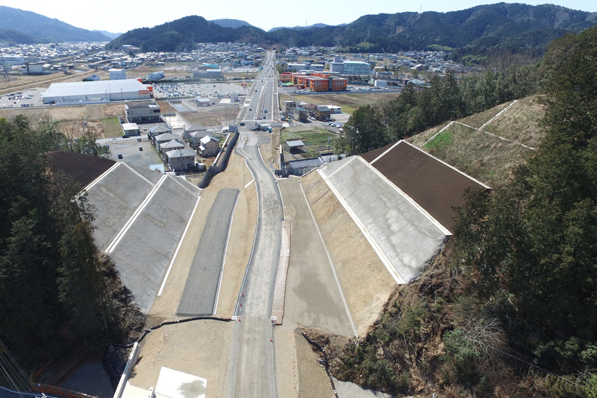 R256道路改良工事
