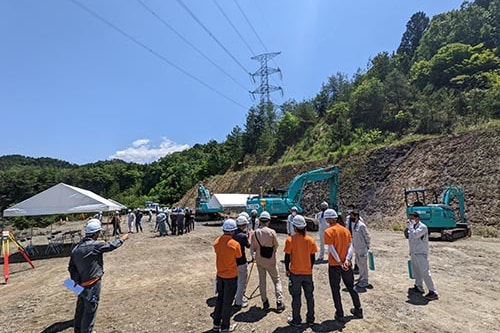 Miyama株式会社:株式会社三洋組様の土場で、ICT講習会を行いました。